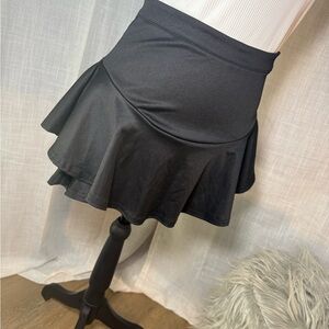 SHEIN Black High Waist Flowy Skater Mini Skirt | Built-In Shorts | Size S